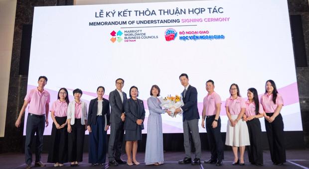 Lễ ký kết Biên bản Thỏa thuận hợp tác giữa Học viện Ngoại giao và Tập đoàn Marriott International