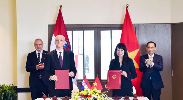 DAV Signs MoU with Diplomatic Academy of Croatia