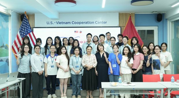 Học viện Ngoại giao tổ thức thành công Chuỗi Khóa học “Kỹ năng Thuyết trình trước công chúng”