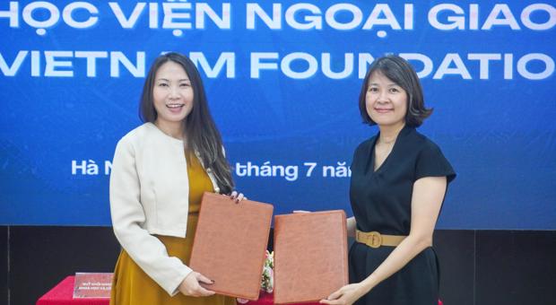 Học viện Ngoại giao ký kết Biên bản ghi nhớ hợp tác cùng Startup Vietnam Foundation, khởi động chặng thực thi IC Talents Programme 2026