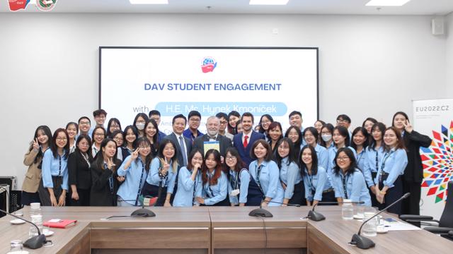 Moskva viloyati Mytishchi shahridan transseksual