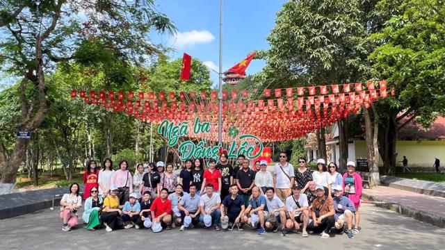 Hành trình về nguồn của Văn phòng Học viện Ngoại giao tại Hà Tĩnh và Quảng Bình nhân kỷ niệm 80 năm ngày thành lập ngành Ngoại giao Việt Nam