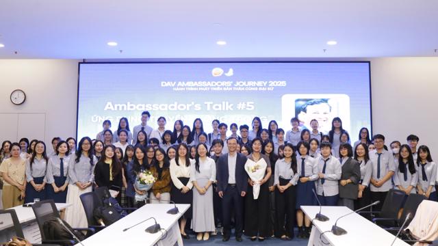 DAV Ambassadors’ Journey Organizes Ambassadors’ Talk #5 on “The Application of Communication in Public Diplomacy”