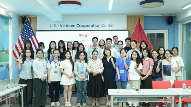 Học viện Ngoại giao tổ thức thành công Chuỗi Khóa học “Kỹ năng Thuyết trình trước công chúng”