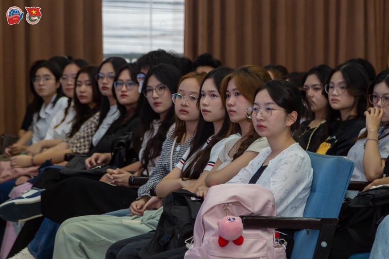 DAV Students Attend the Citizenship and Orientation Program for the 51st Cohort